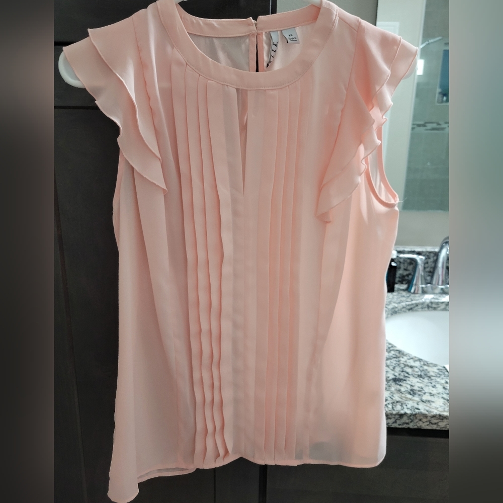 Pink Elle cap sleeve blouse, size x-small.